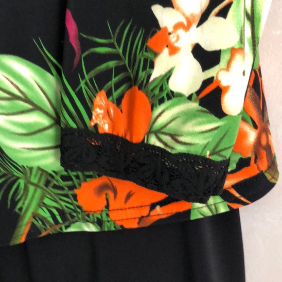 Two piece skirt and top - Picture 2 of 6